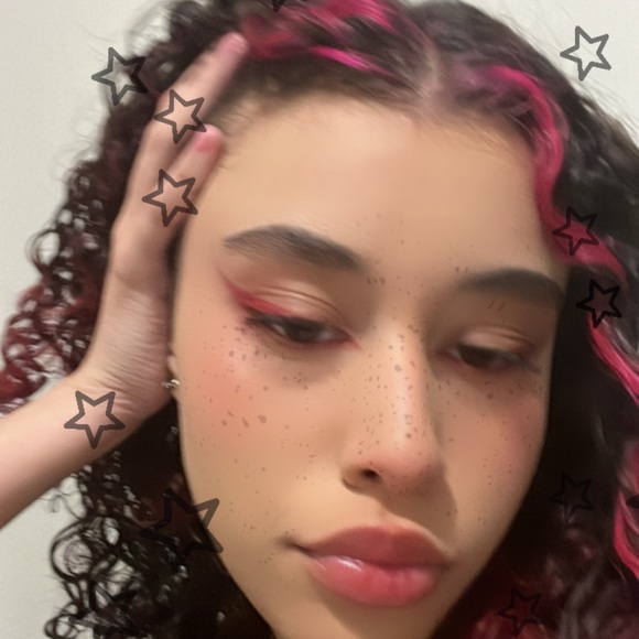 Meet your Posher, Monique - Picture 1 of 1